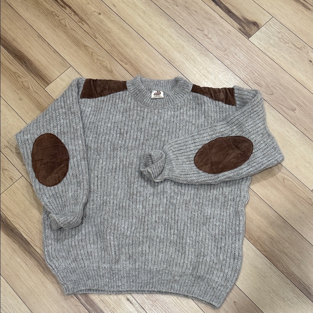 Gray Sweater with Brown Accents